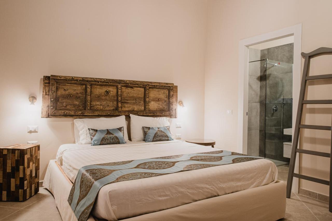 Moon'S Tower Suite&Rooms Portoscuso Bagian luar foto