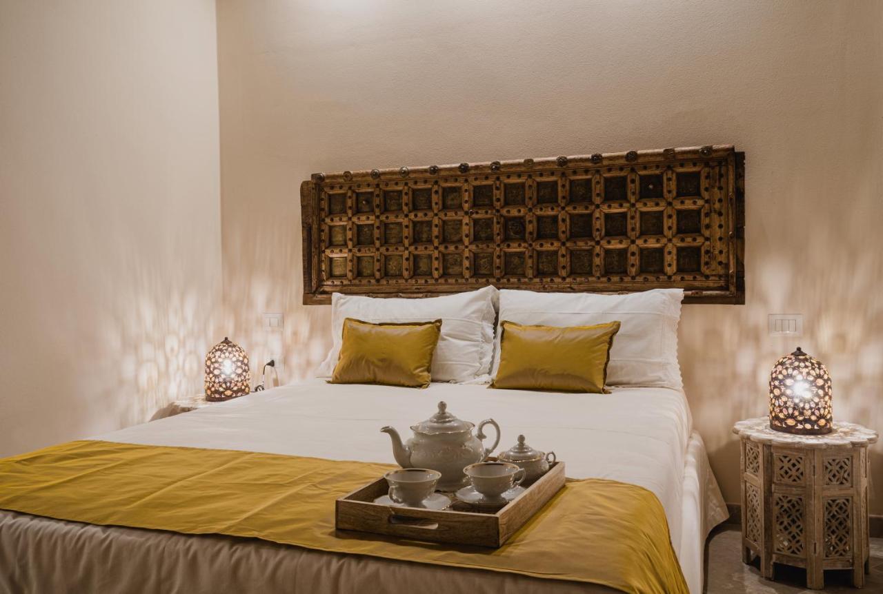 Moon'S Tower Suite&Rooms Portoscuso Bagian luar foto
