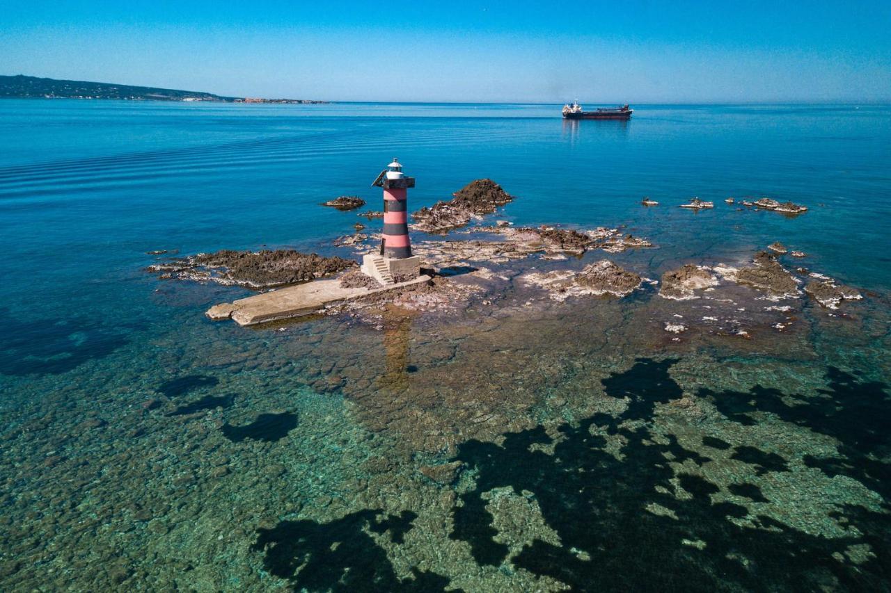 Moon'S Tower Suite&Rooms Portoscuso Bagian luar foto