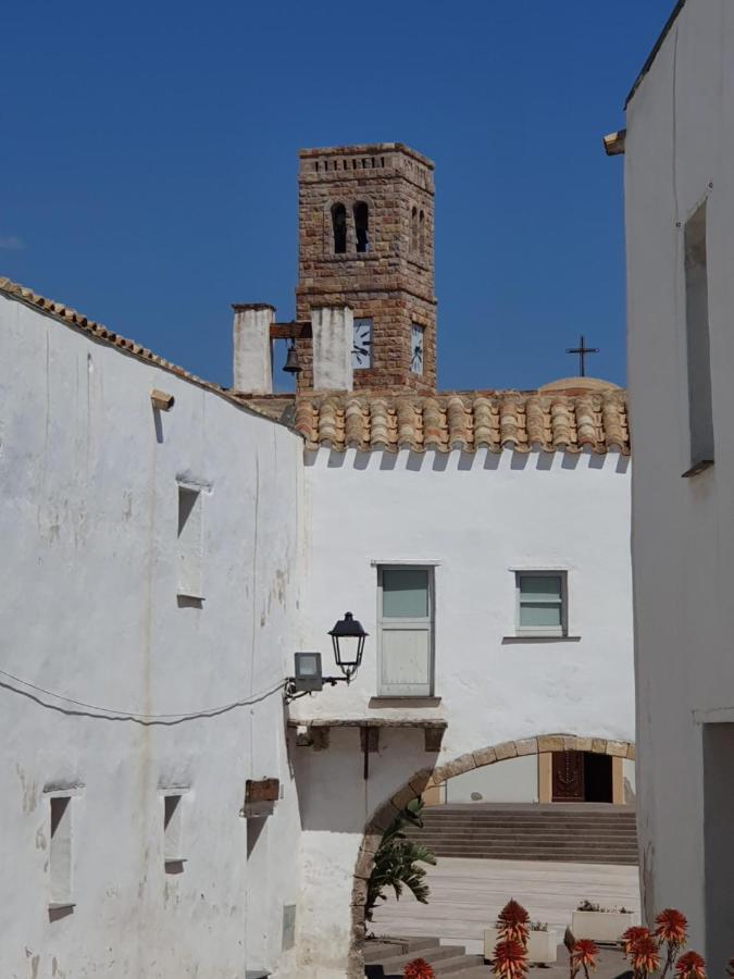 Moon'S Tower Suite&Rooms Portoscuso Bagian luar foto