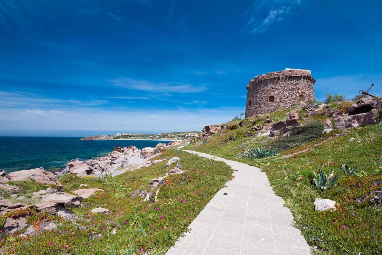 Moon'S Tower Suite&Rooms Portoscuso Bagian luar foto