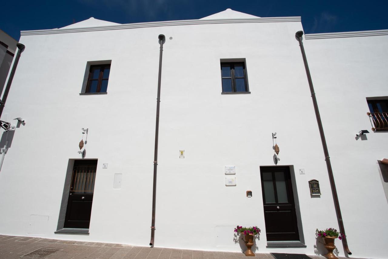 Moon'S Tower Suite&Rooms Portoscuso Bagian luar foto