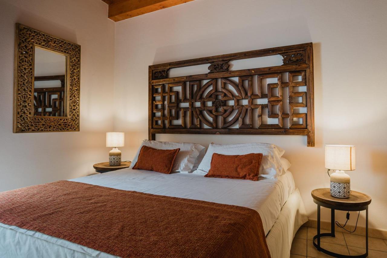 Moon'S Tower Suite&Rooms Portoscuso Bagian luar foto