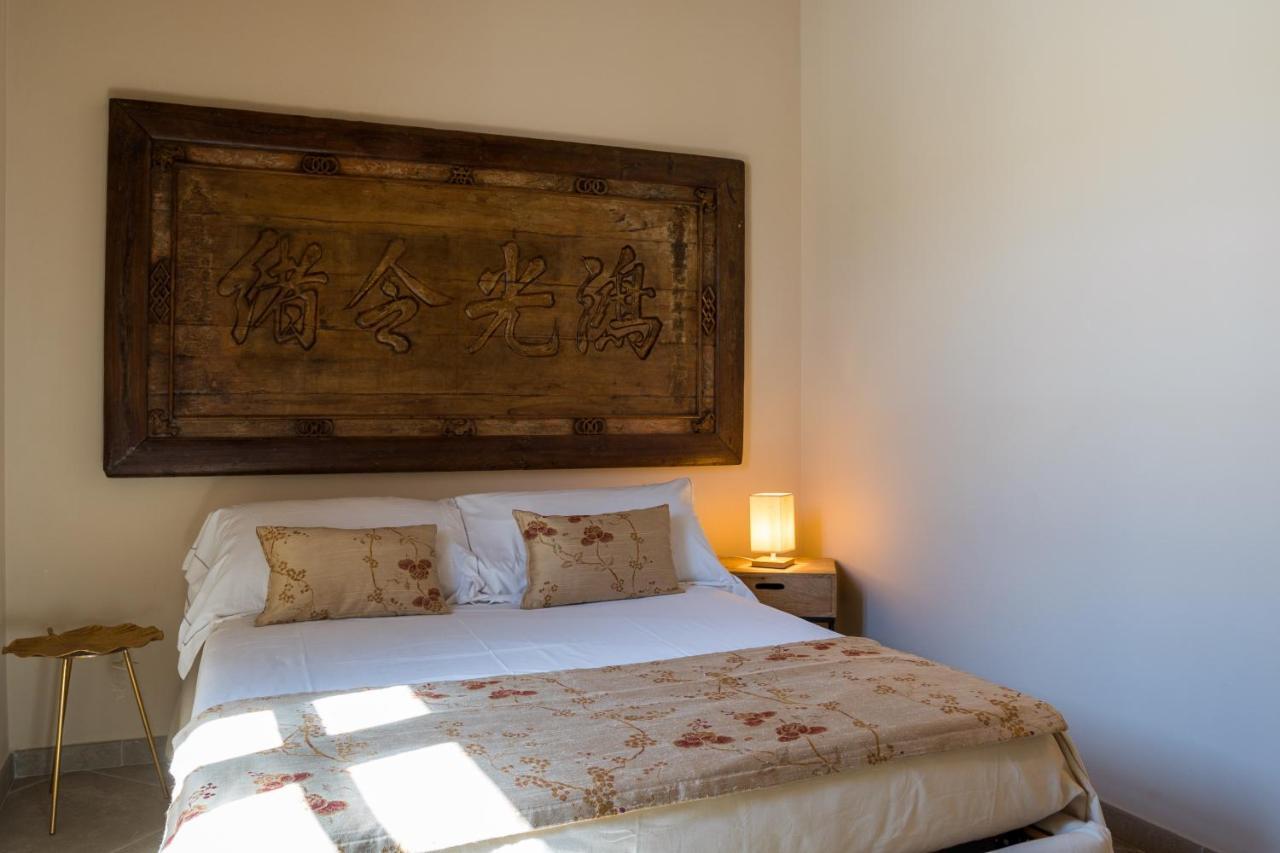 Moon'S Tower Suite&Rooms Portoscuso Bagian luar foto